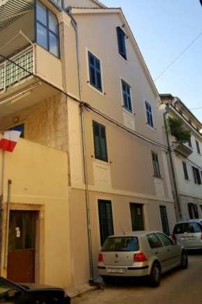 Apartments with WiFi Split - 14168